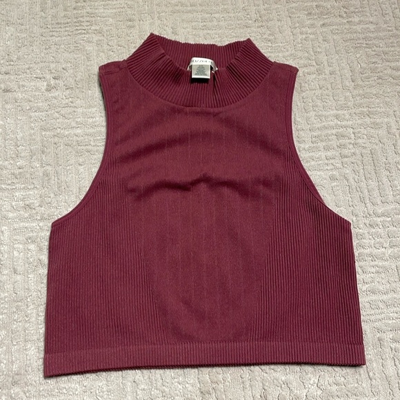 Bozzolo Tops - Bozzolo S/M Crop Top